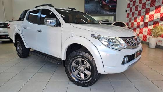 MITSUBISHI L200 TRITON 2.4 16V TURBO DIESEL SPORT HPE TOP CD 4P 4X4 AUTOMÁTICO